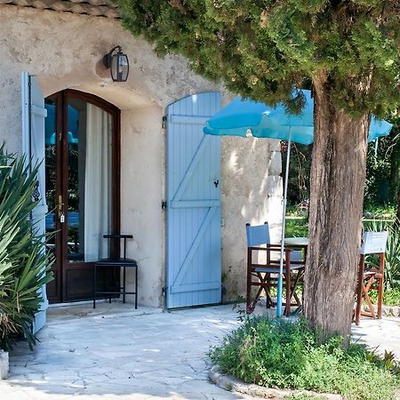 Le Mas Shabanou Acomodação com café da manhã Roquefort Les Pins Exterior foto