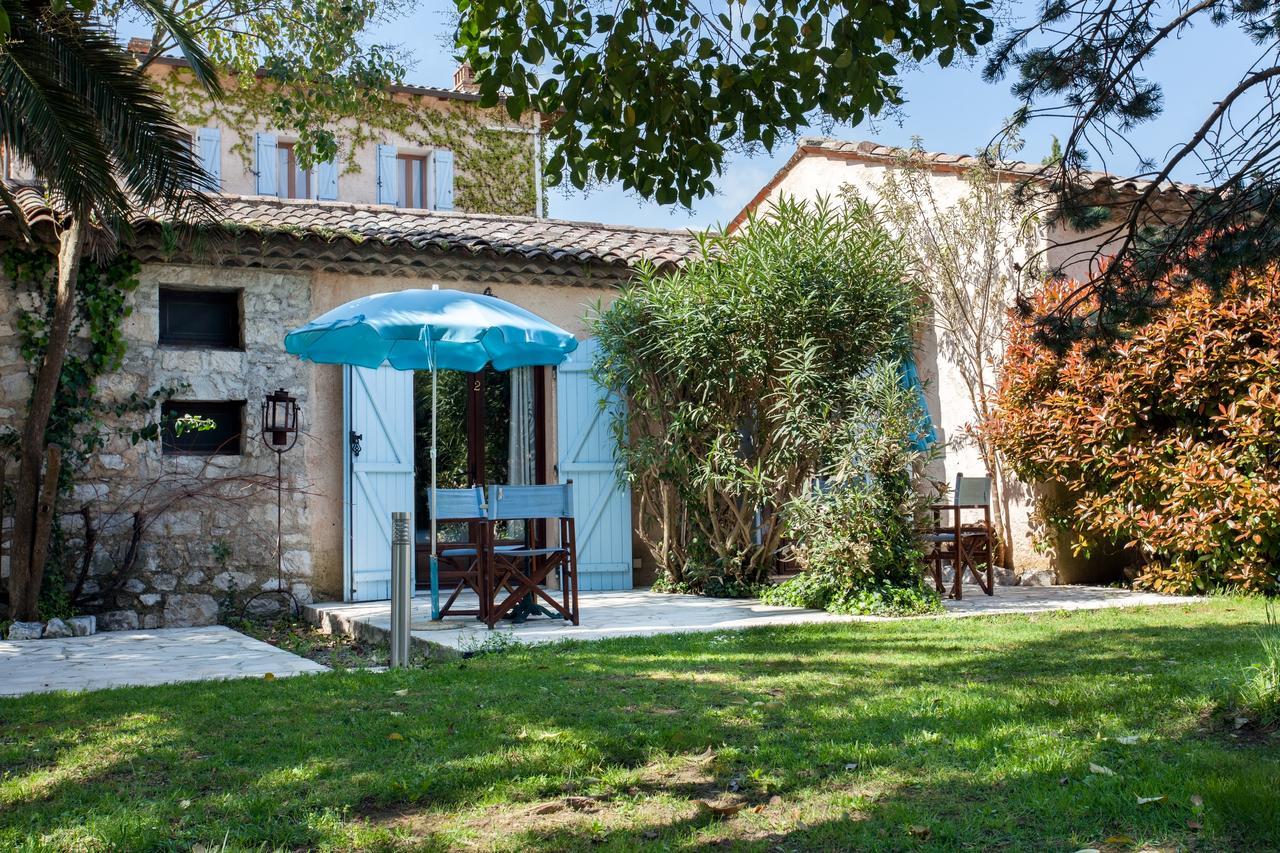 Le Mas Shabanou Acomodação com café da manhã Roquefort Les Pins Exterior foto