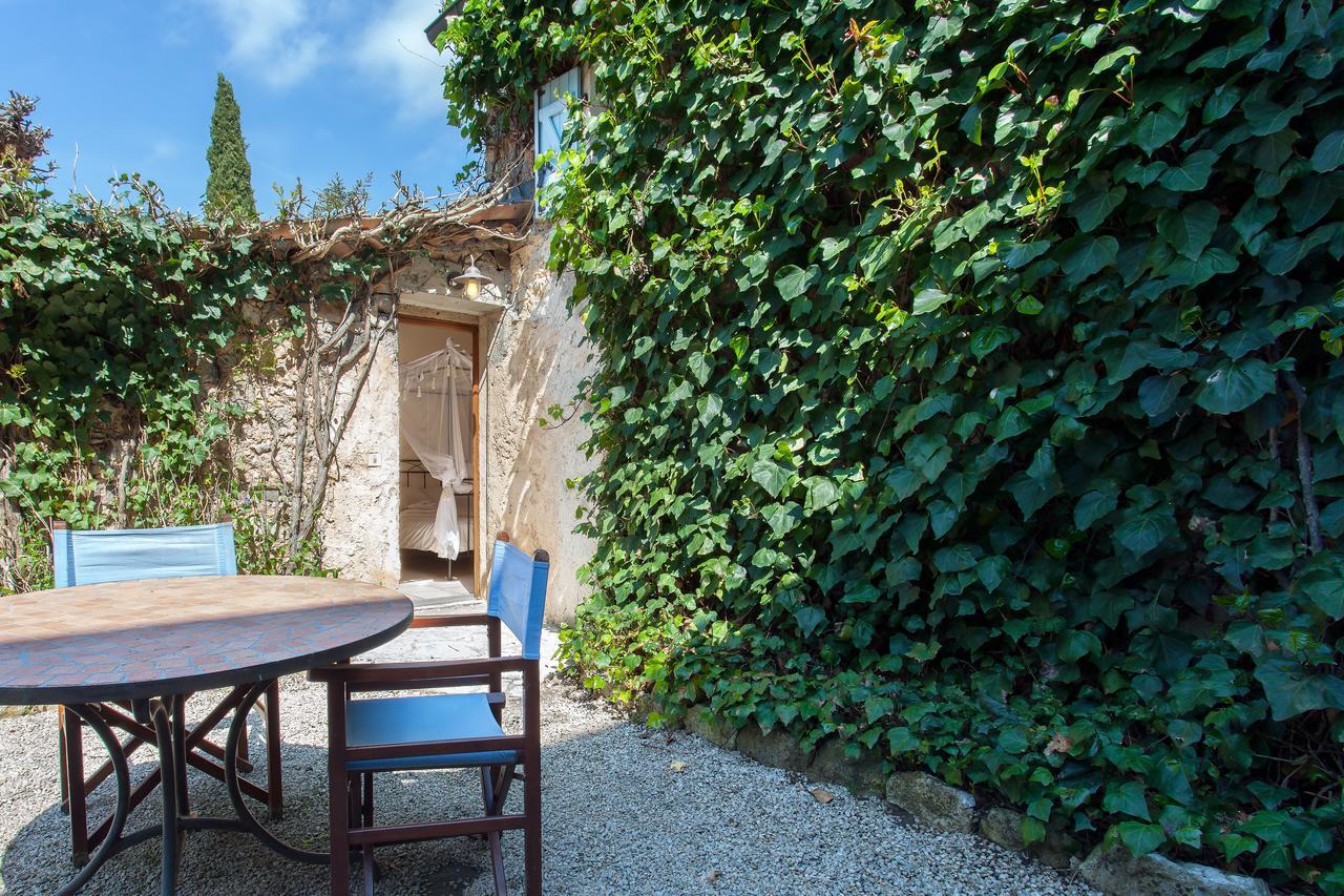Le Mas Shabanou Acomodação com café da manhã Roquefort Les Pins Exterior foto
